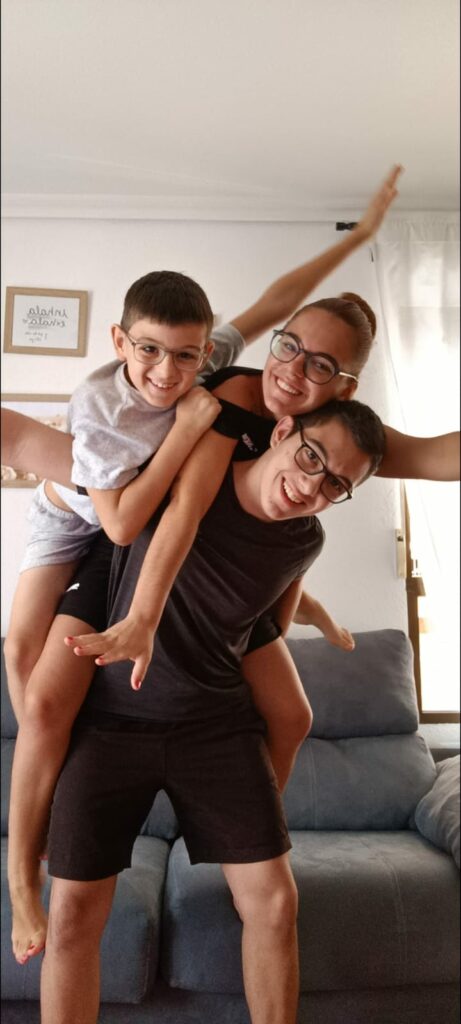 Hermanos Fernando Nuñez Hermanos Fernando Nuñez